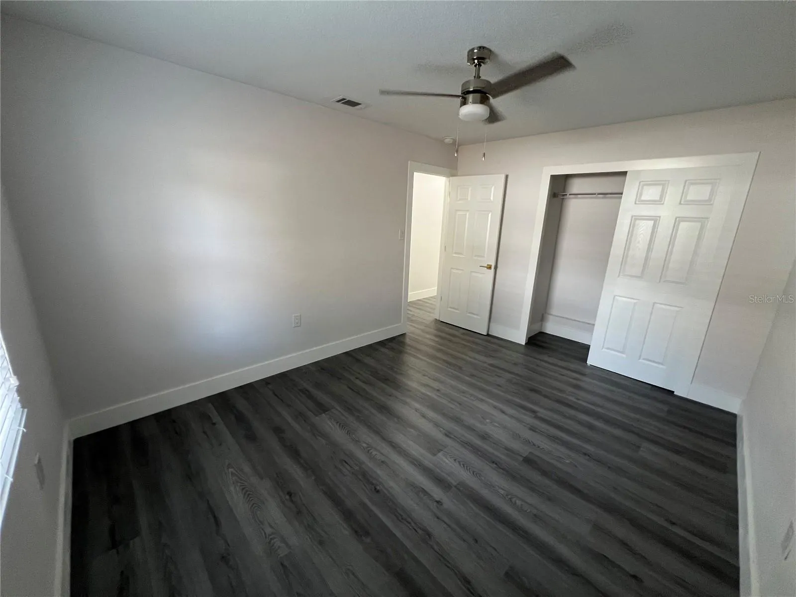 2811 AUBURN AVE W