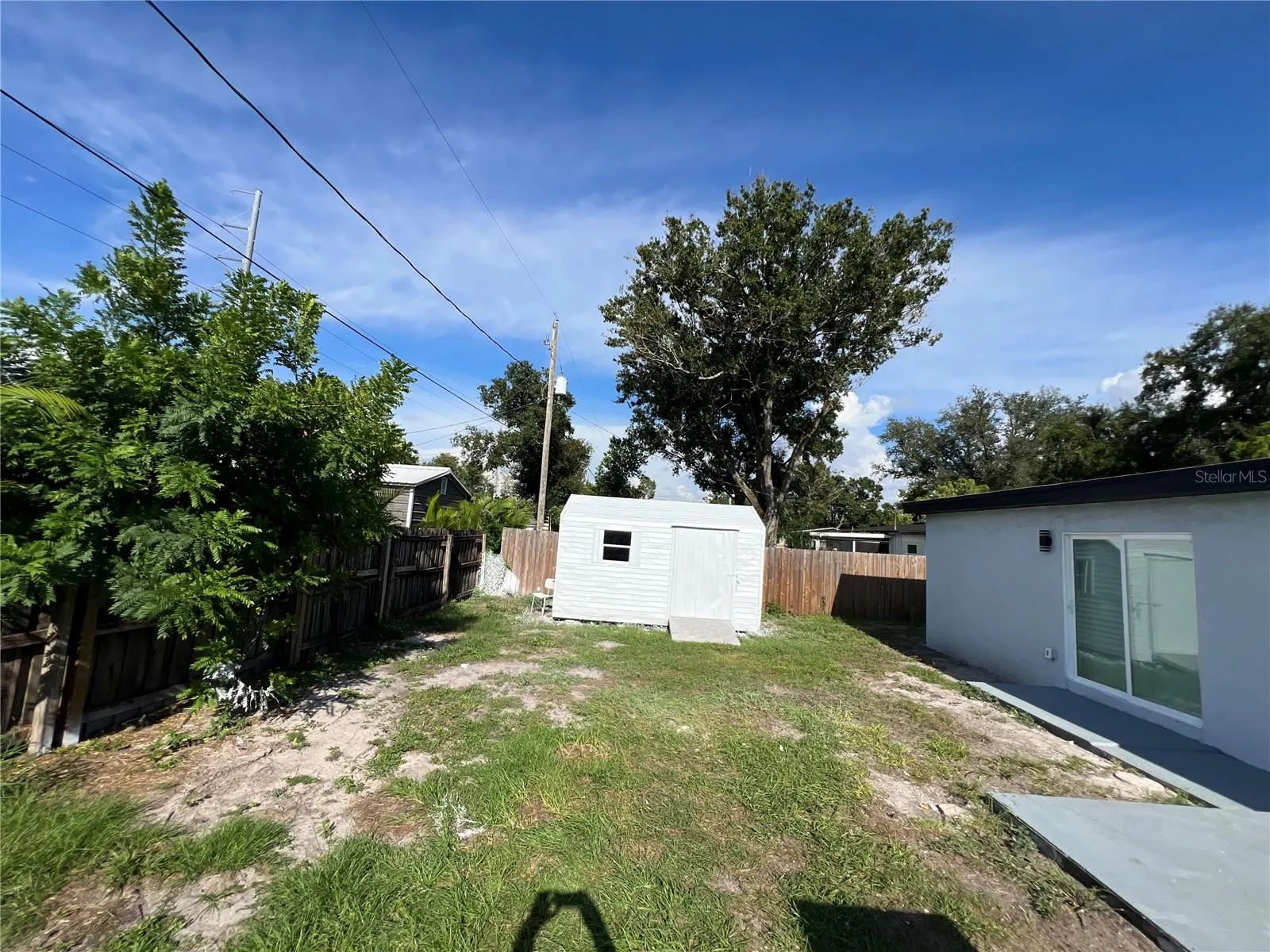 2811 AUBURN AVE W