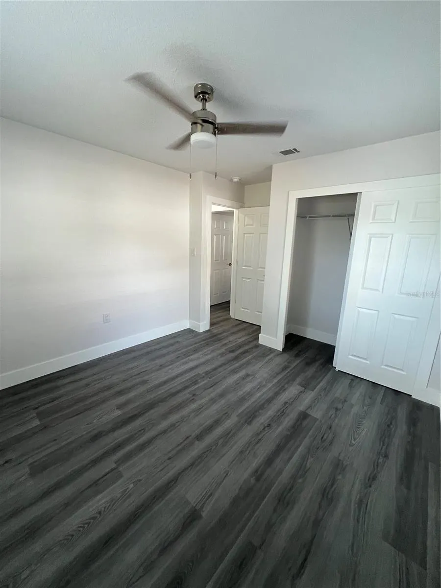 2811 AUBURN AVE W