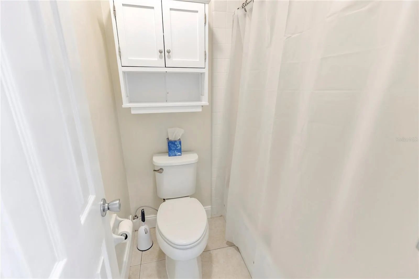 1322 NEW BEDFORD DR #16, #16