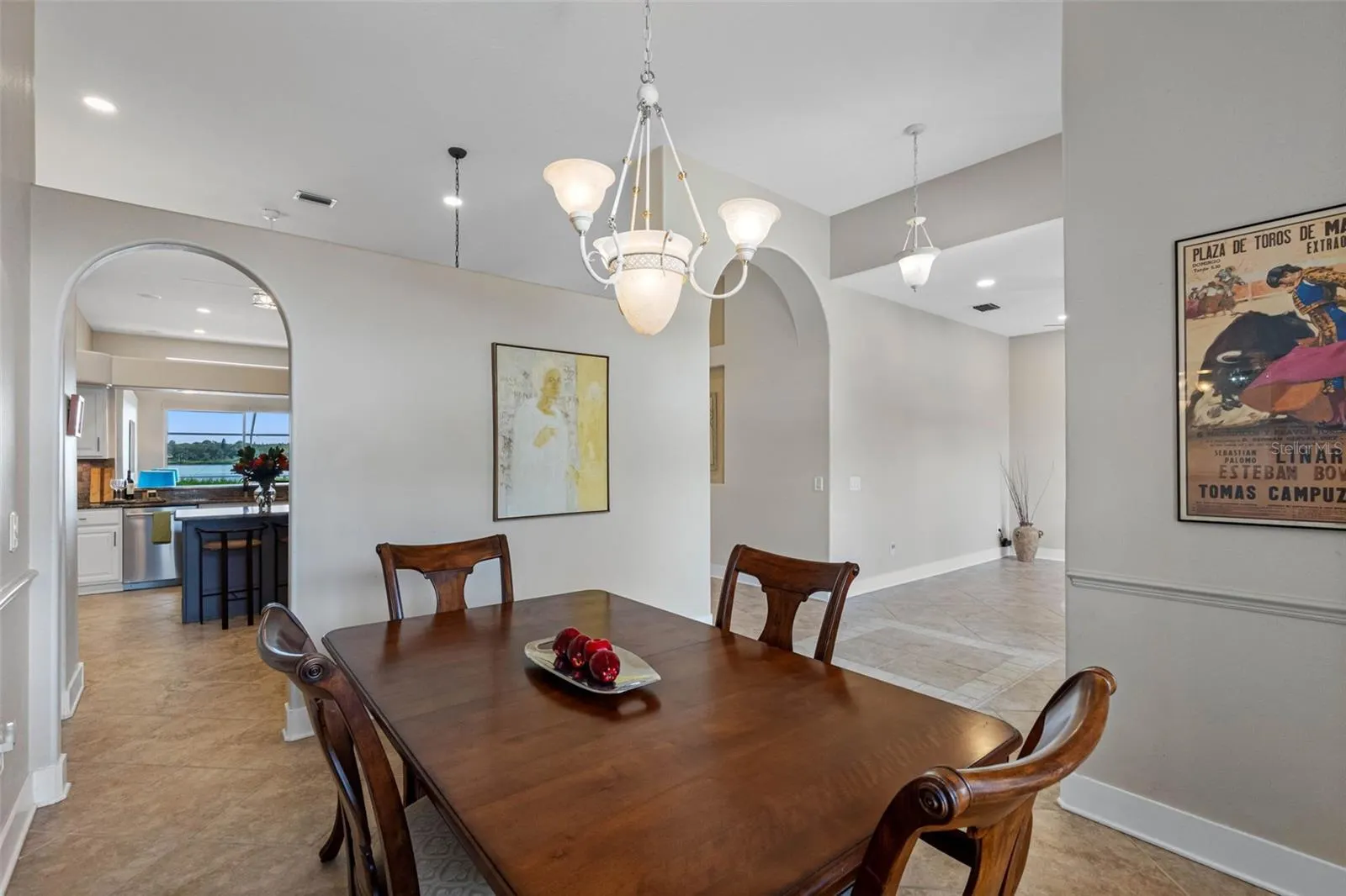 804 CHARLES BLVD