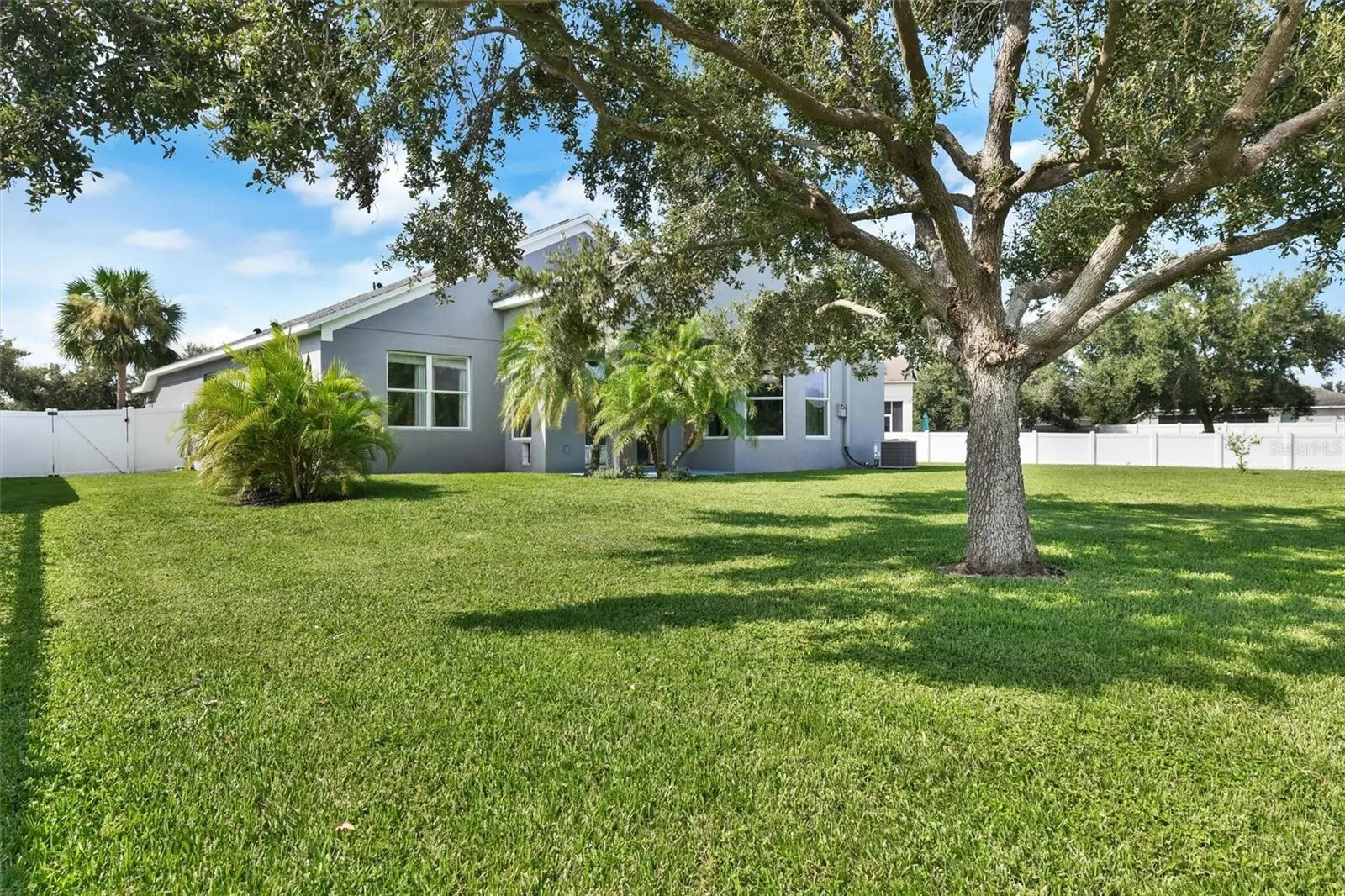 7514 FOREST MERE DR
