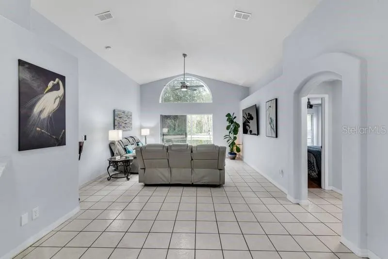 4932 RIDGEMOOR CIR