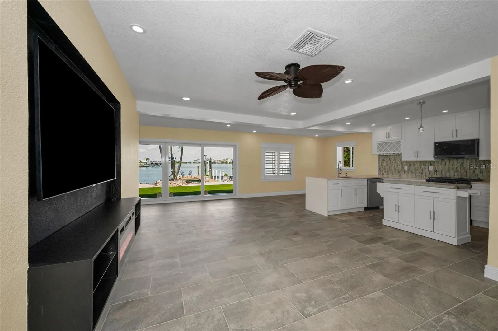 14223 E PARSLEY DR