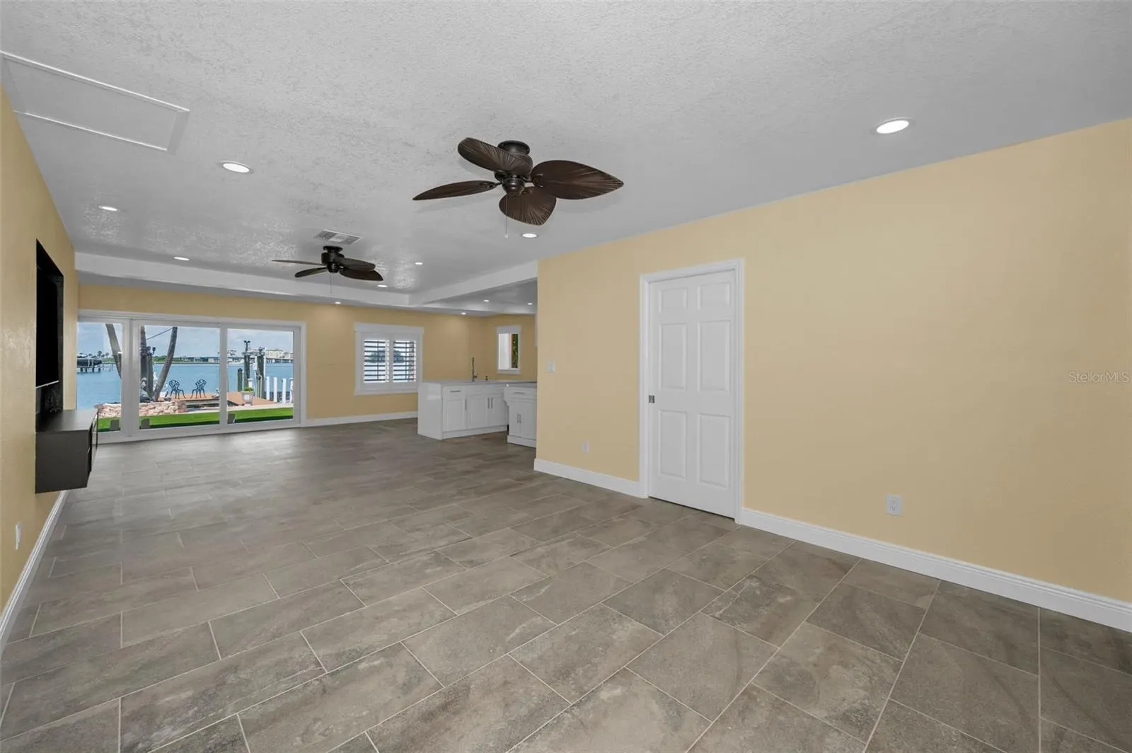 14223 E PARSLEY DR