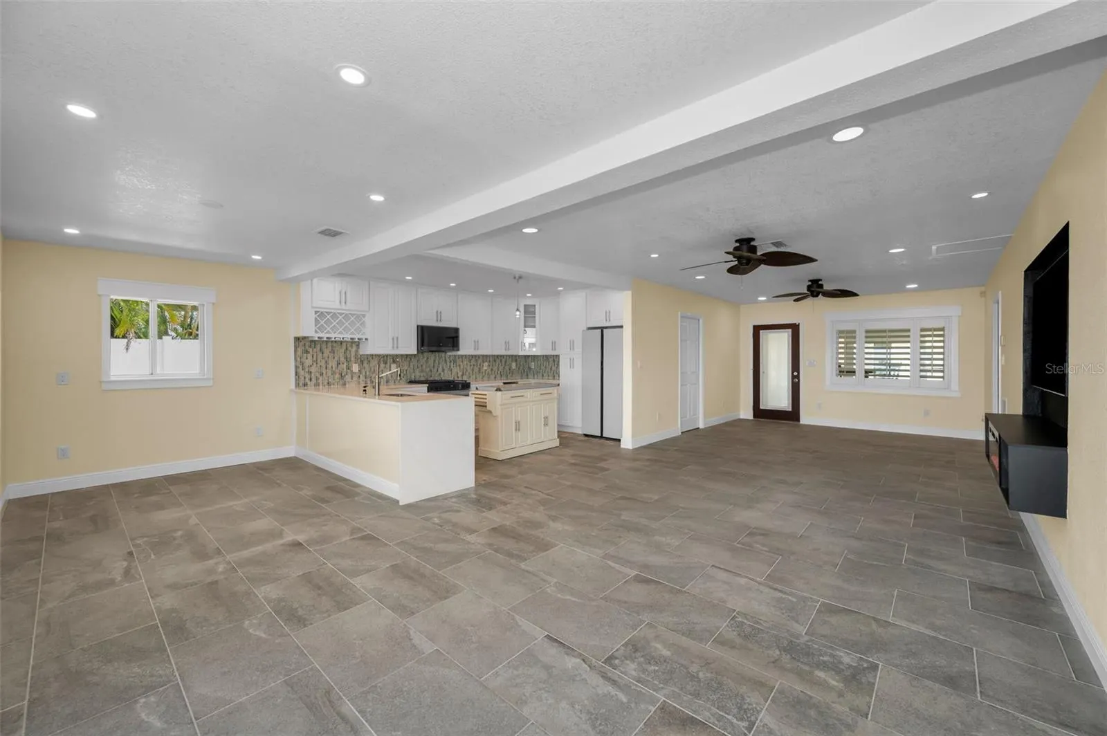 14223 E PARSLEY DR