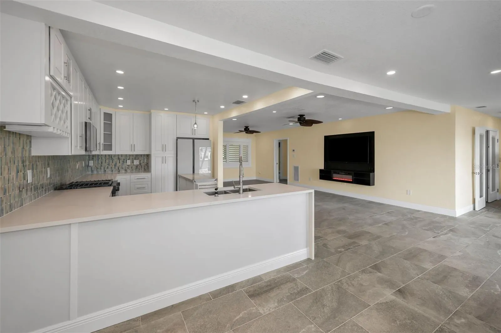 14223 E PARSLEY DR