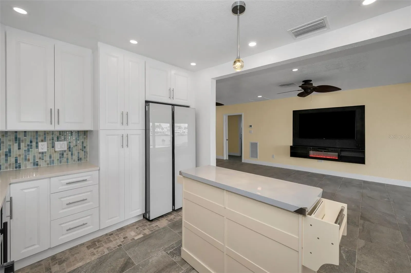 14223 E PARSLEY DR