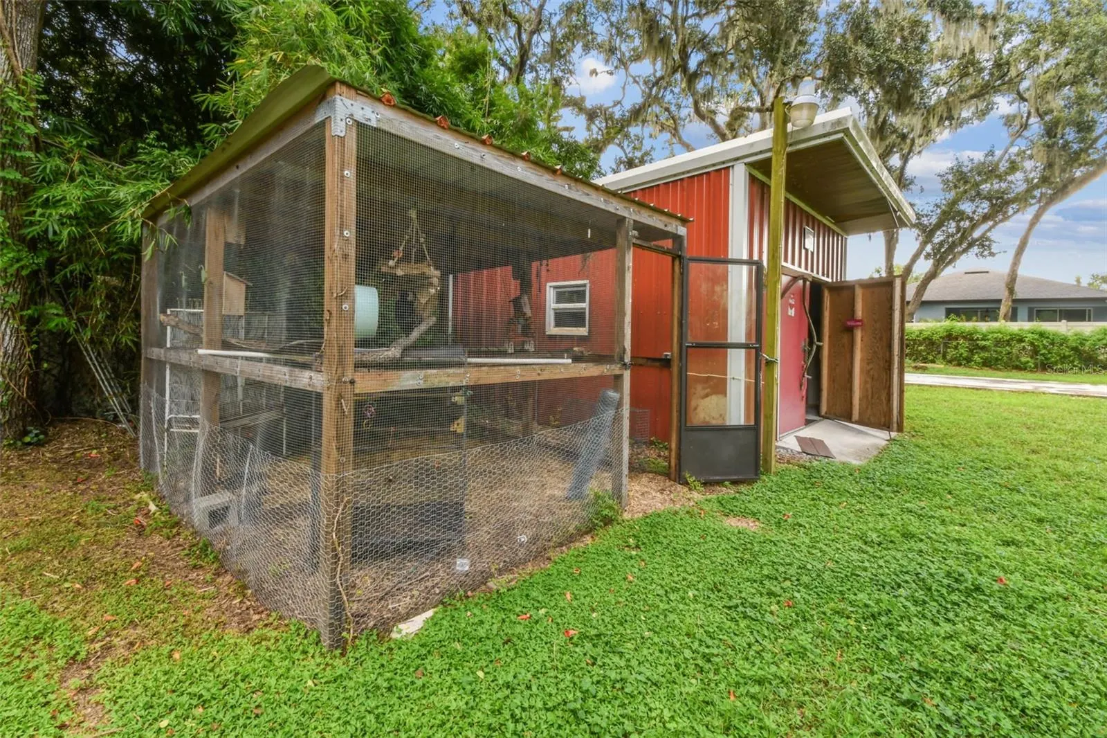 2818 VIOLA LN