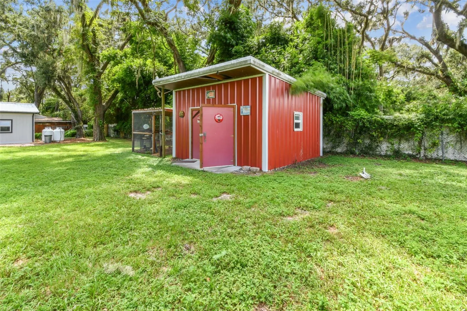 2818 VIOLA LN