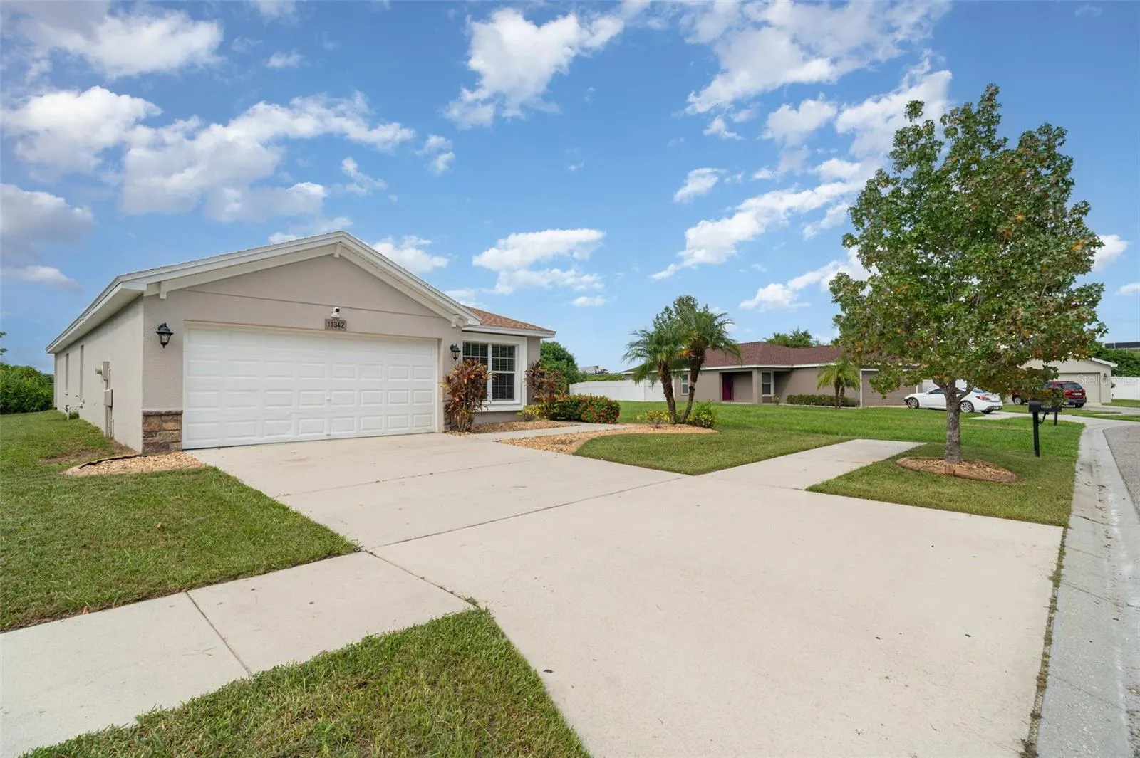 11342 SOUTHWIND LAKE DR