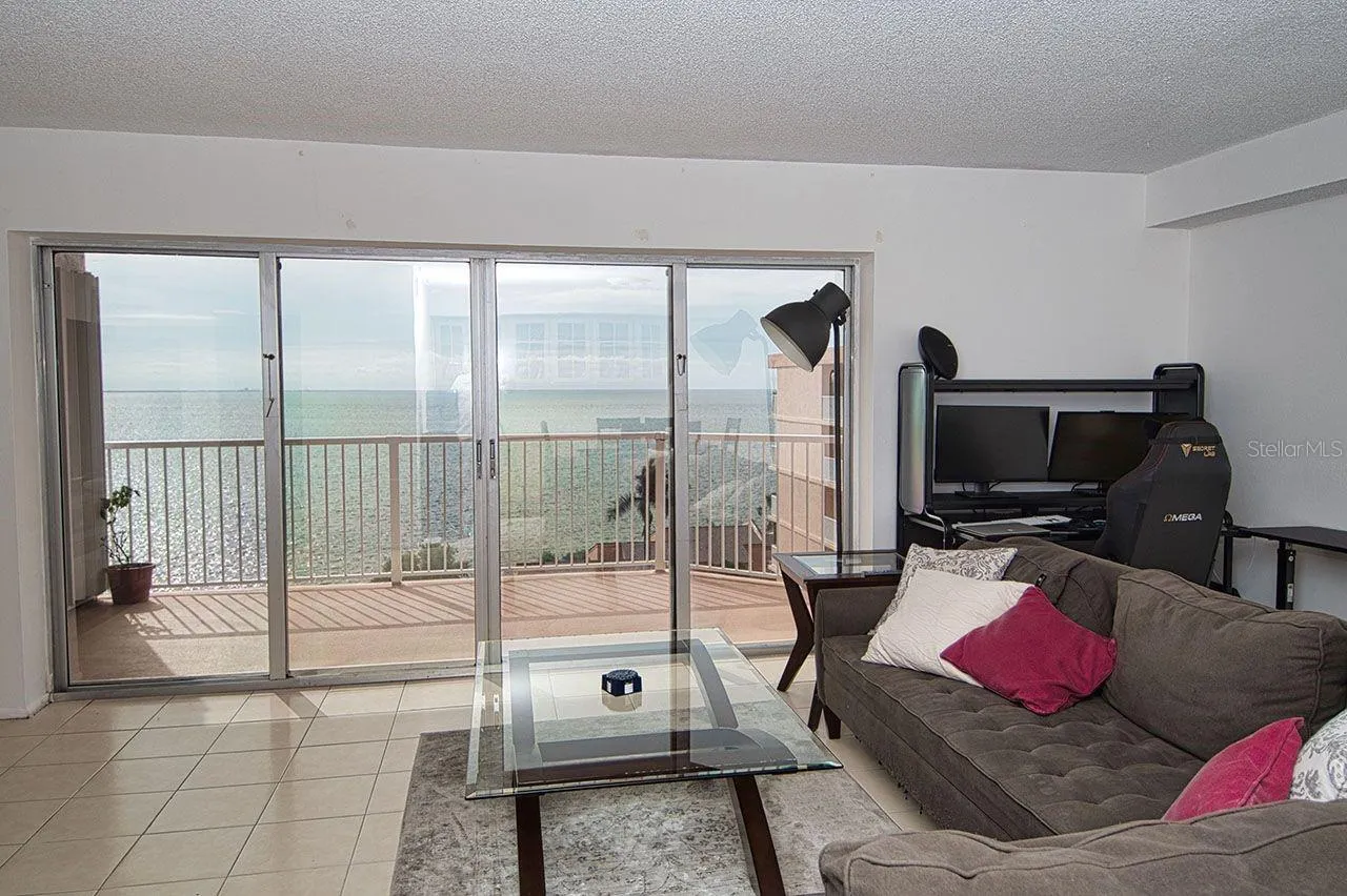 7430 SUNSHINE SKYWAY LN S #804, #804