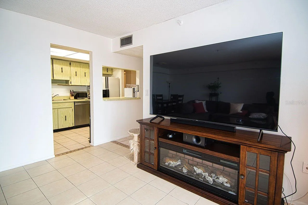 7430 SUNSHINE SKYWAY LN S #804, #804