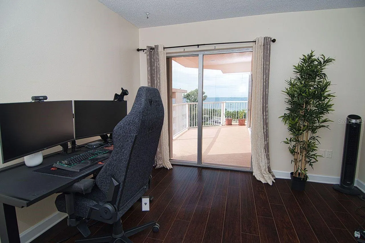 7430 SUNSHINE SKYWAY LN S #804, #804
