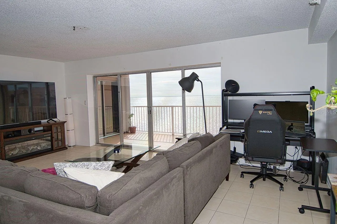 7430 SUNSHINE SKYWAY LN S #804, #804