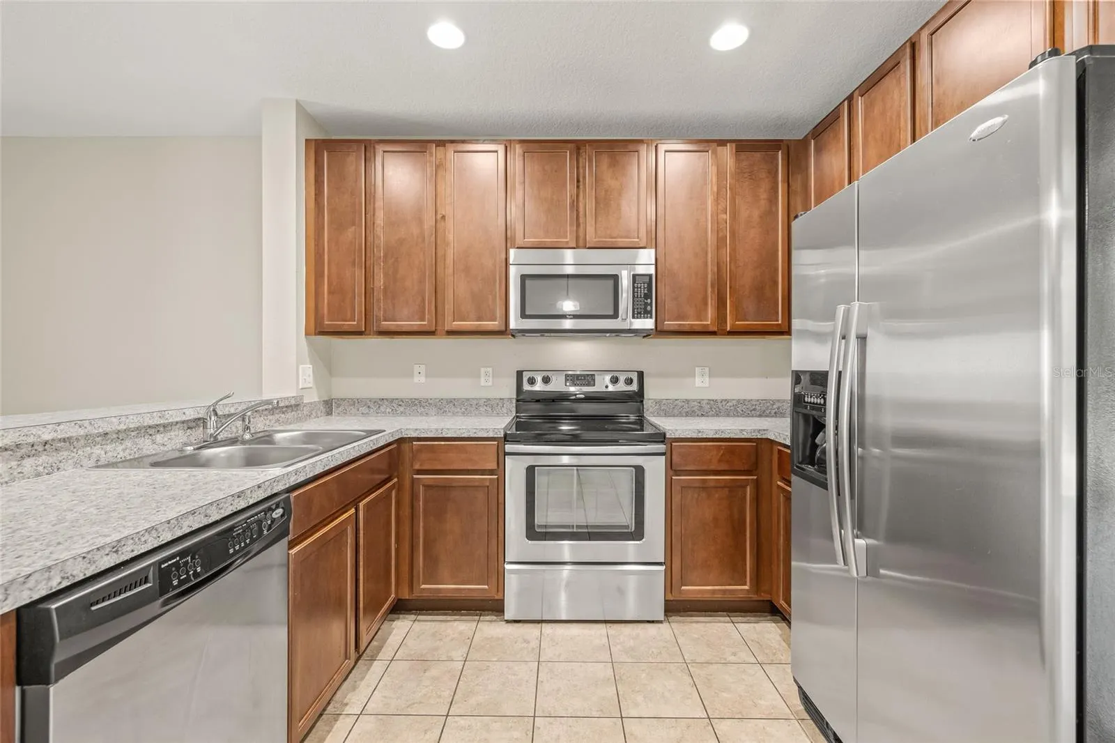 15942 FISHHAWK VIEW DR