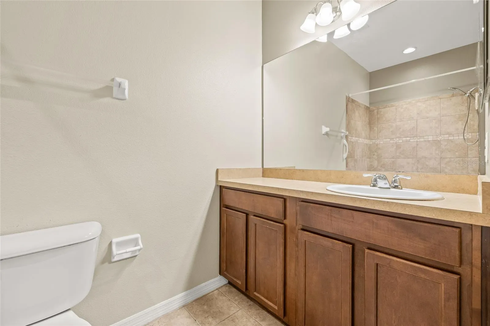 15942 FISHHAWK VIEW DR