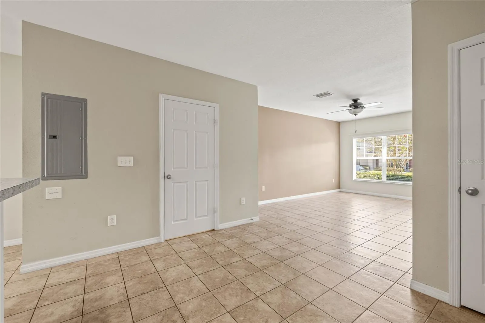 15942 FISHHAWK VIEW DR