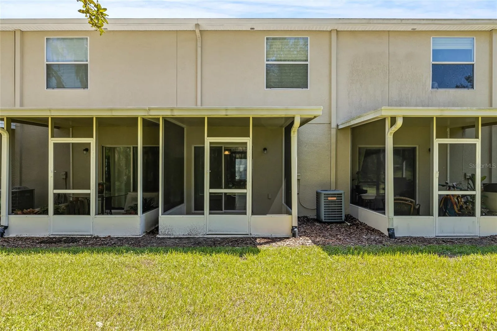 15942 FISHHAWK VIEW DR