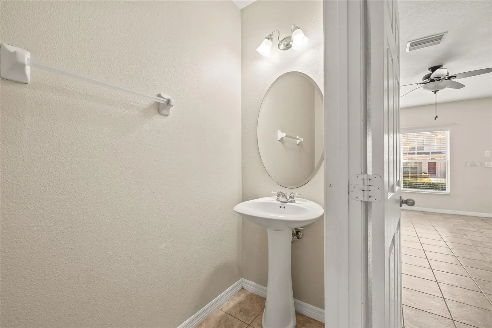 15942 FISHHAWK VIEW DR