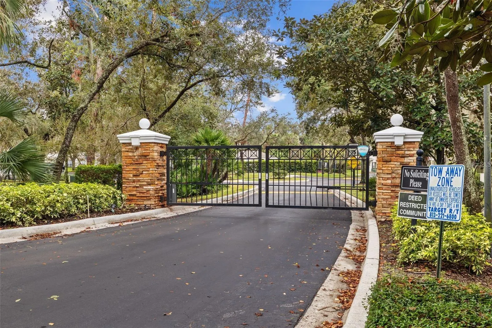 15942 FISHHAWK VIEW DR