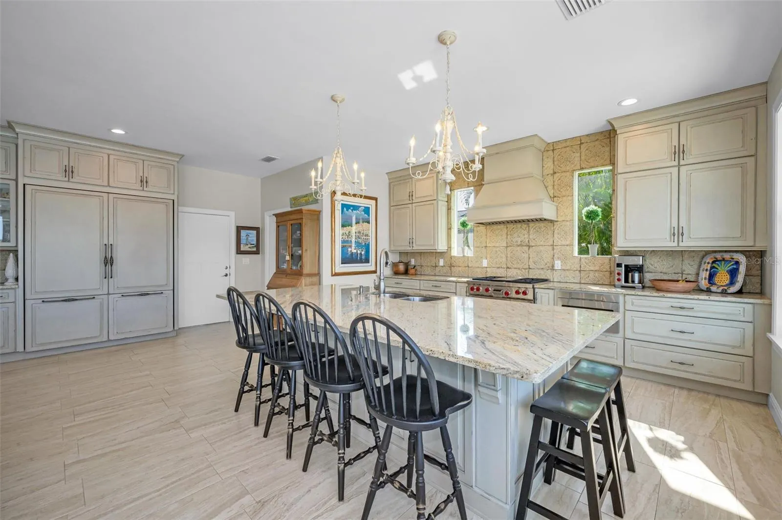 223 HOWARD DR