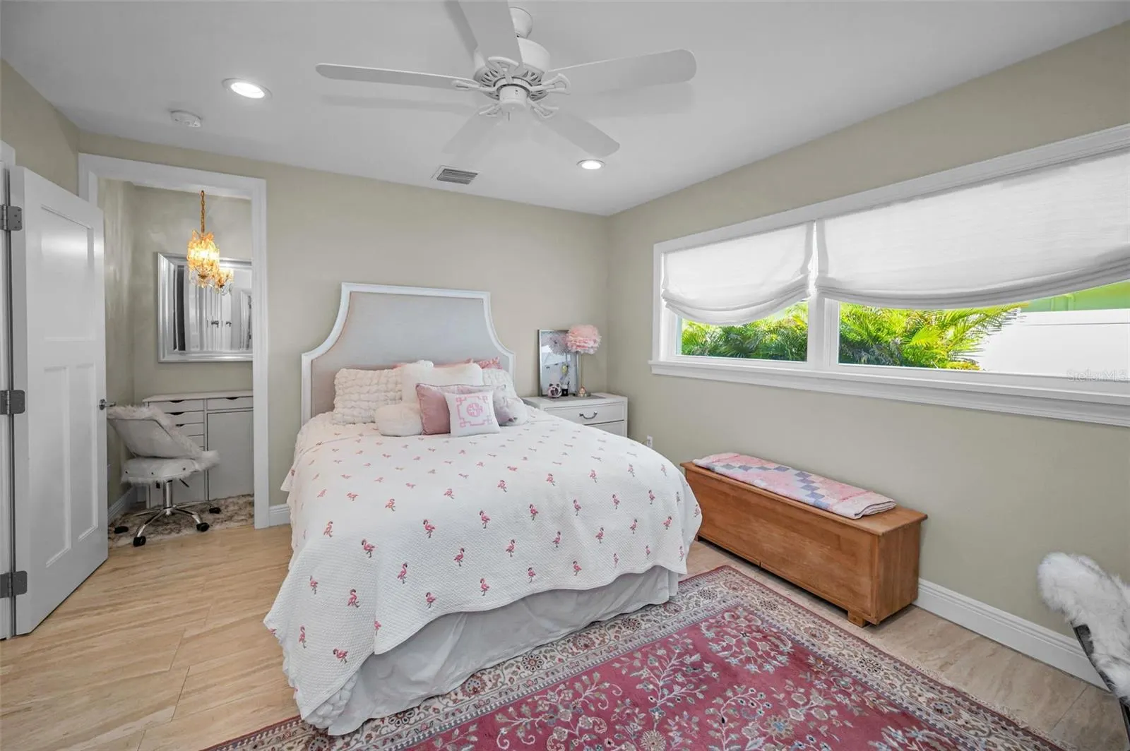 223 HOWARD DR