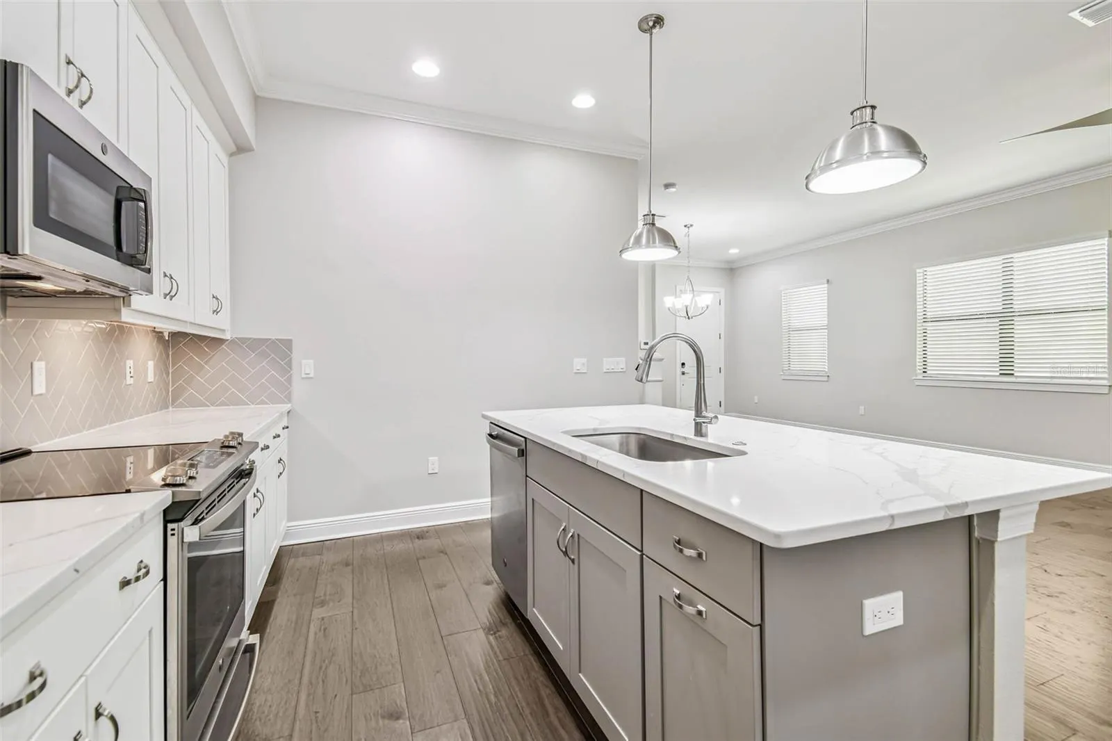 13032 SANCTUARY VILLAGE LN