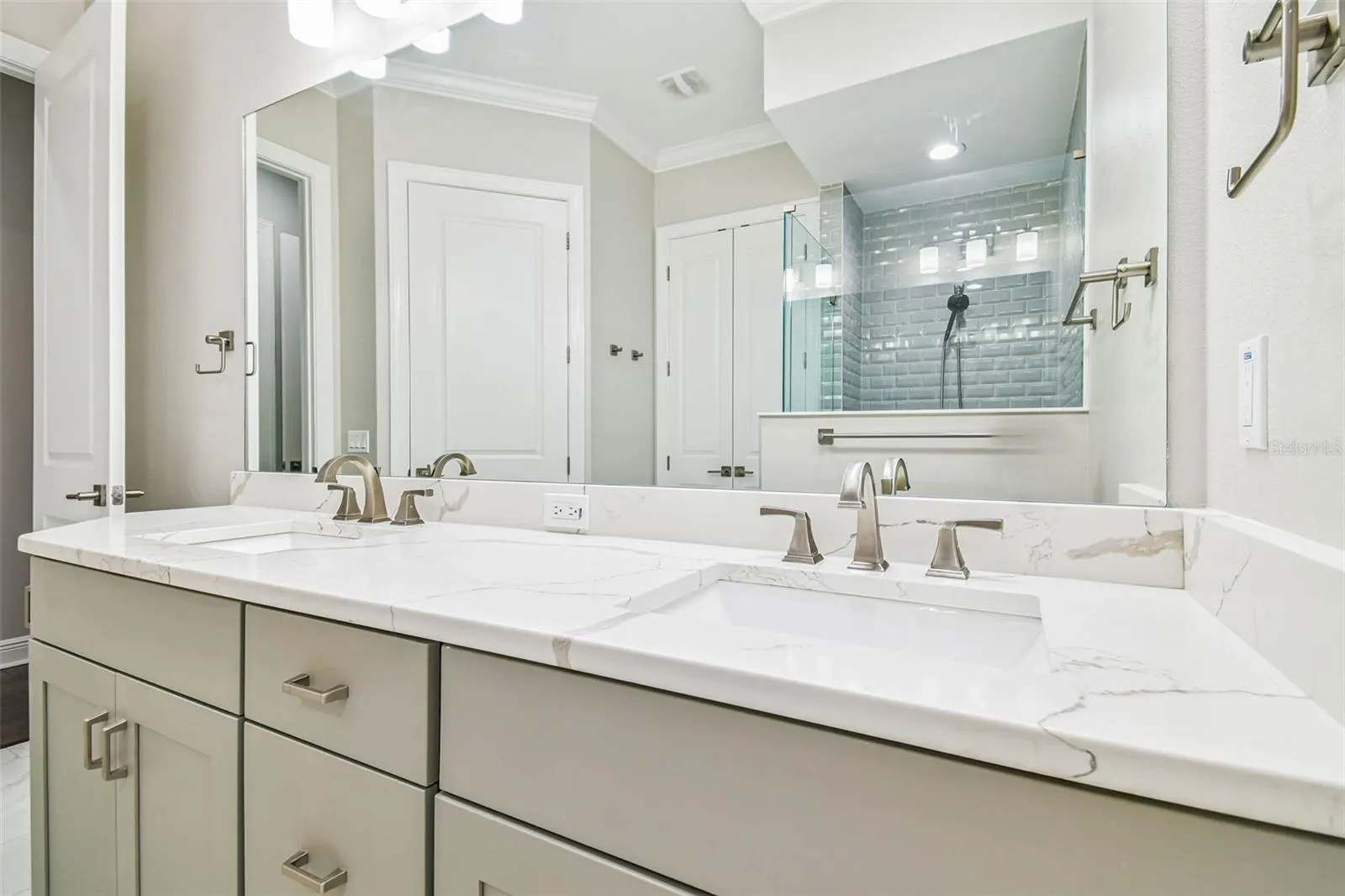 13032 SANCTUARY VILLAGE LN