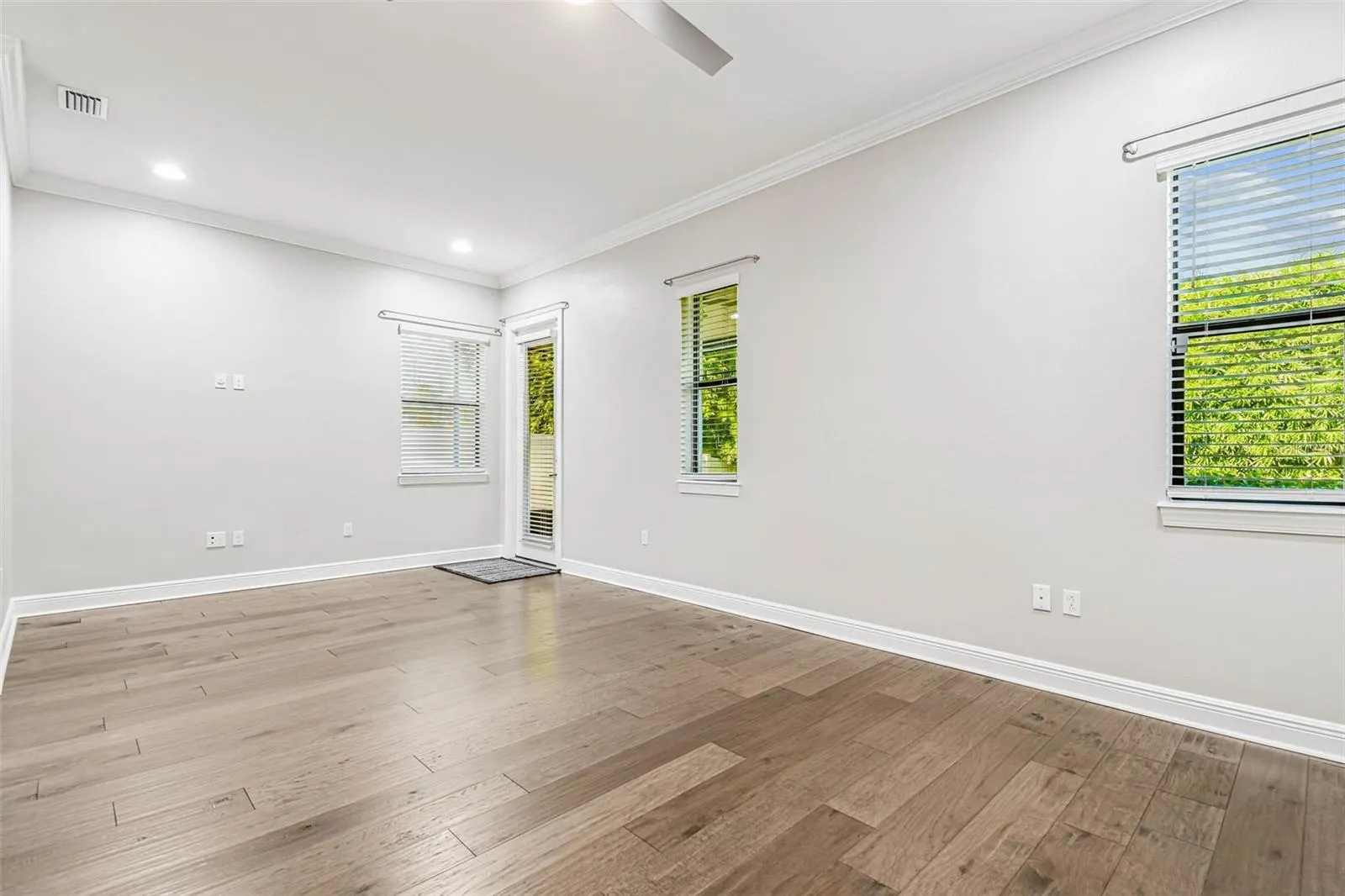 13032 SANCTUARY VILLAGE LN