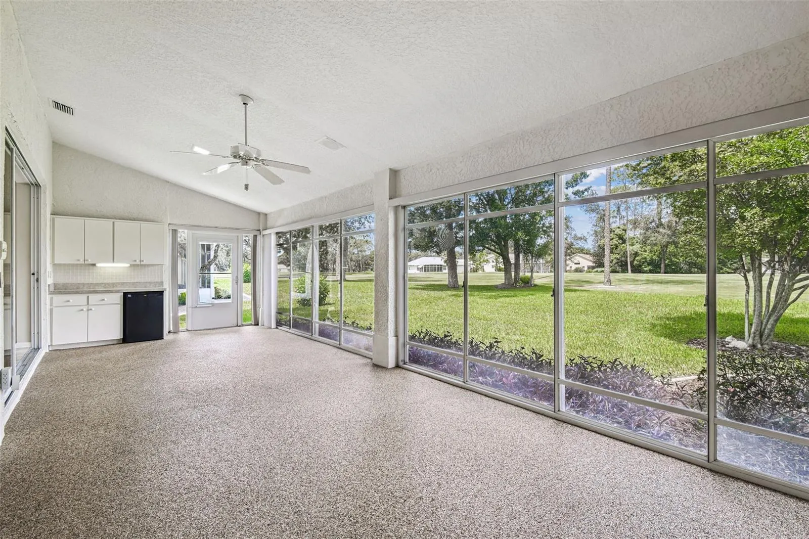 8157 HIDDEN HILLS DR