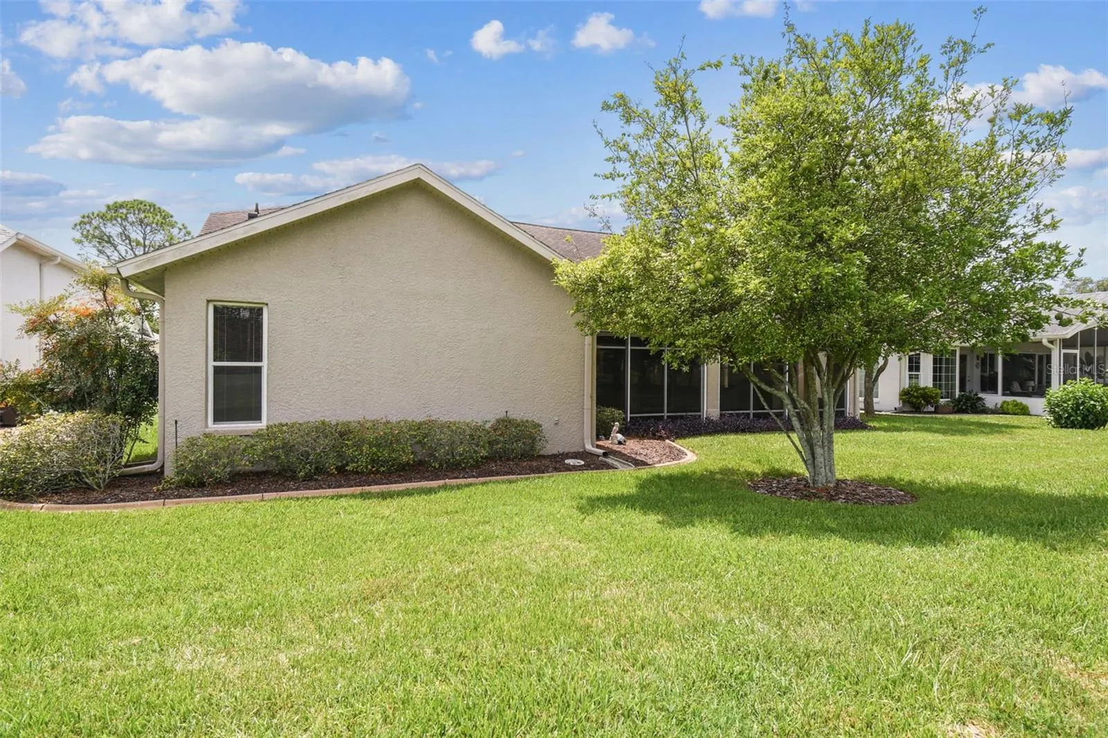 8157 HIDDEN HILLS DR