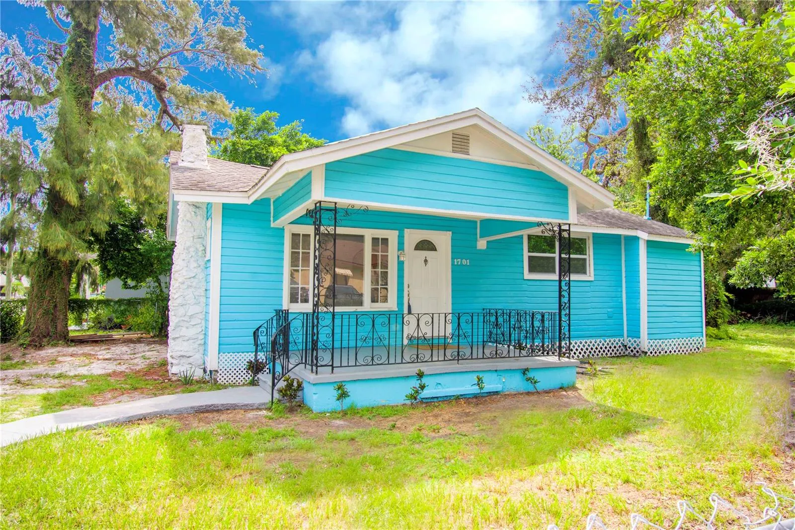 1701 E NEW ORLEANS AVE