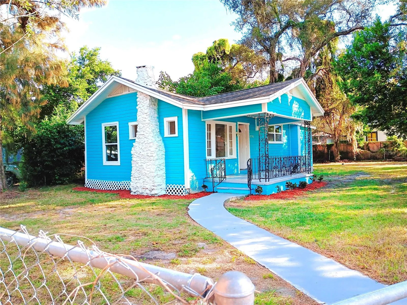 1701 E NEW ORLEANS AVE