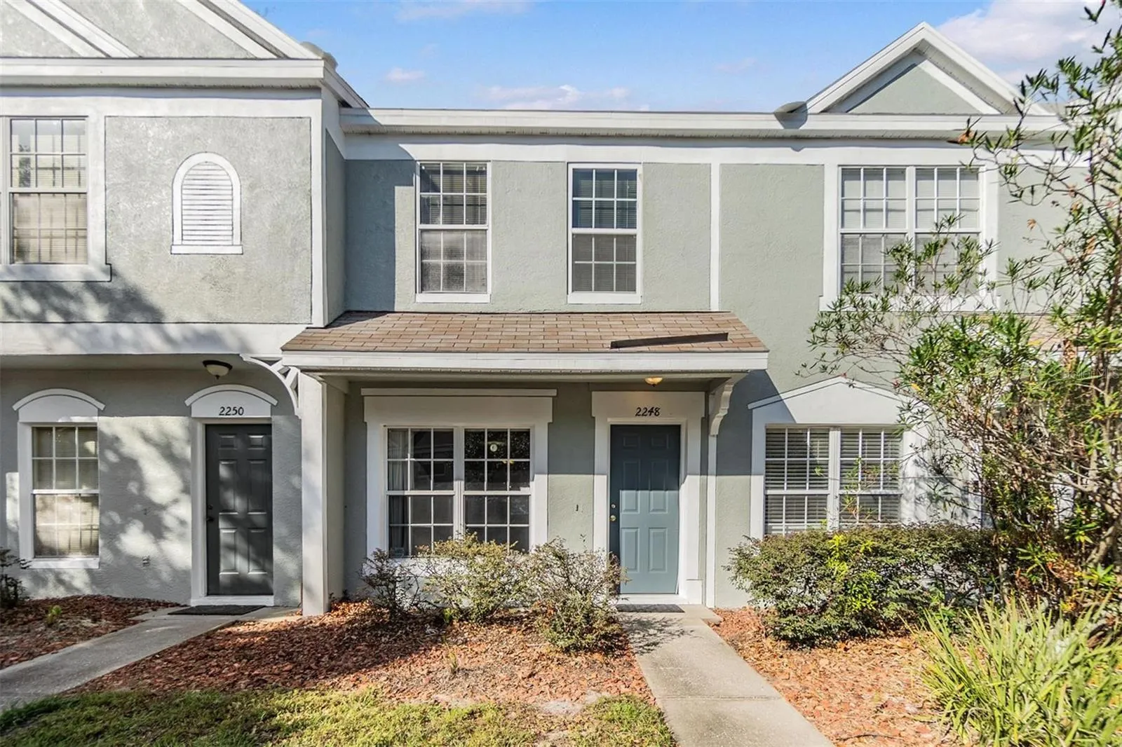 2248 LAKE WOODBERRY CIR
