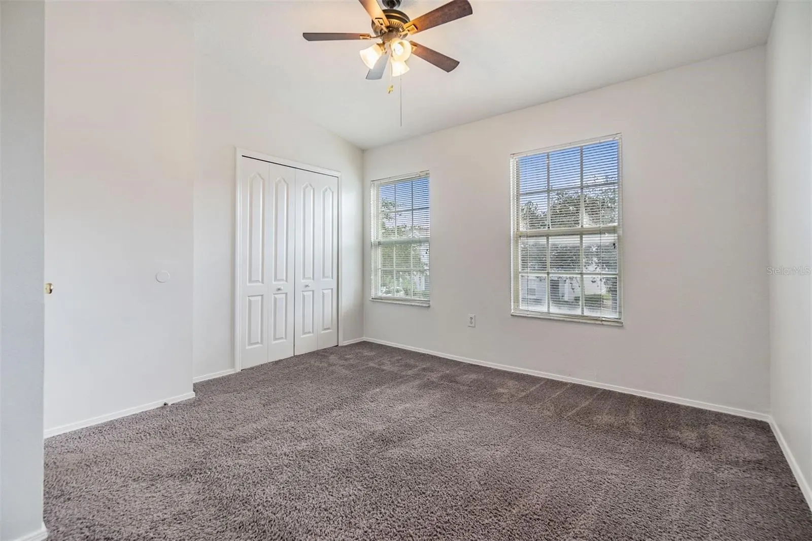 2248 LAKE WOODBERRY CIR