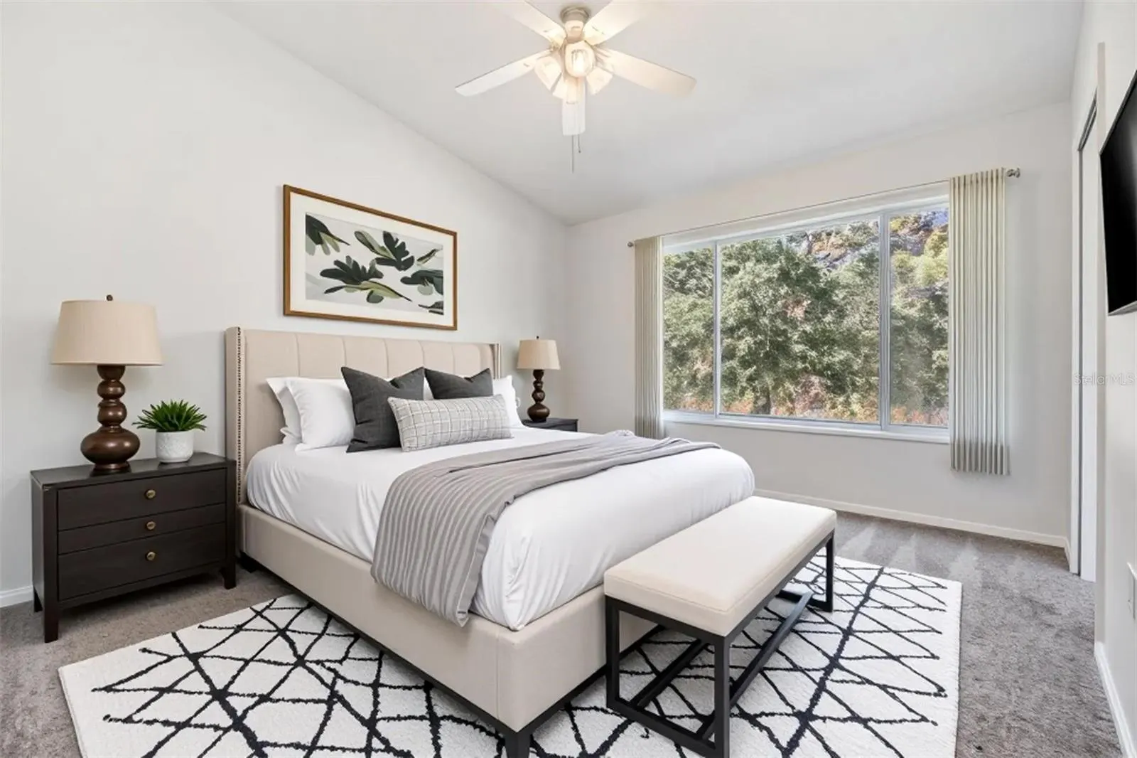 2248 LAKE WOODBERRY CIR