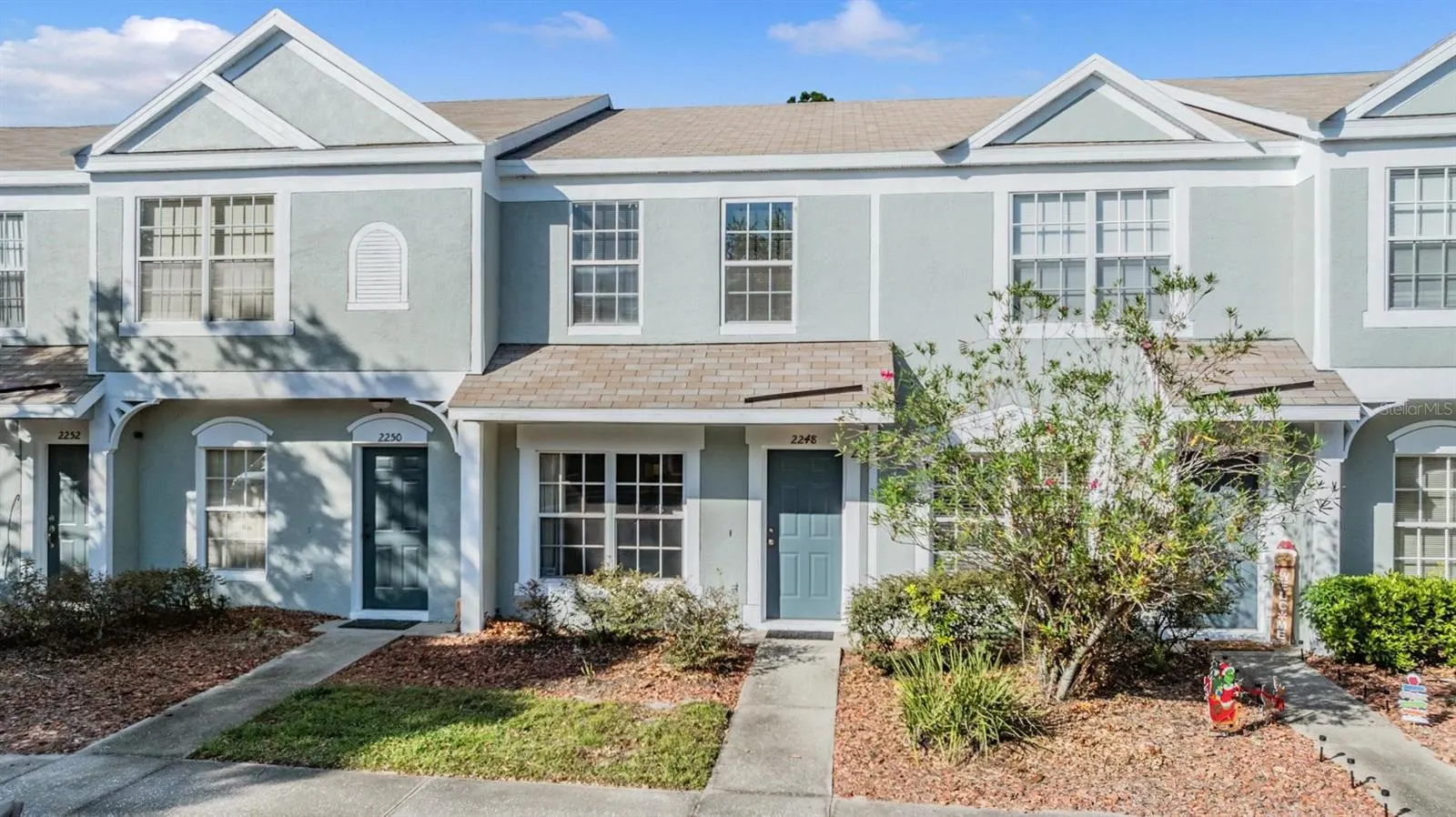 2248 LAKE WOODBERRY CIR