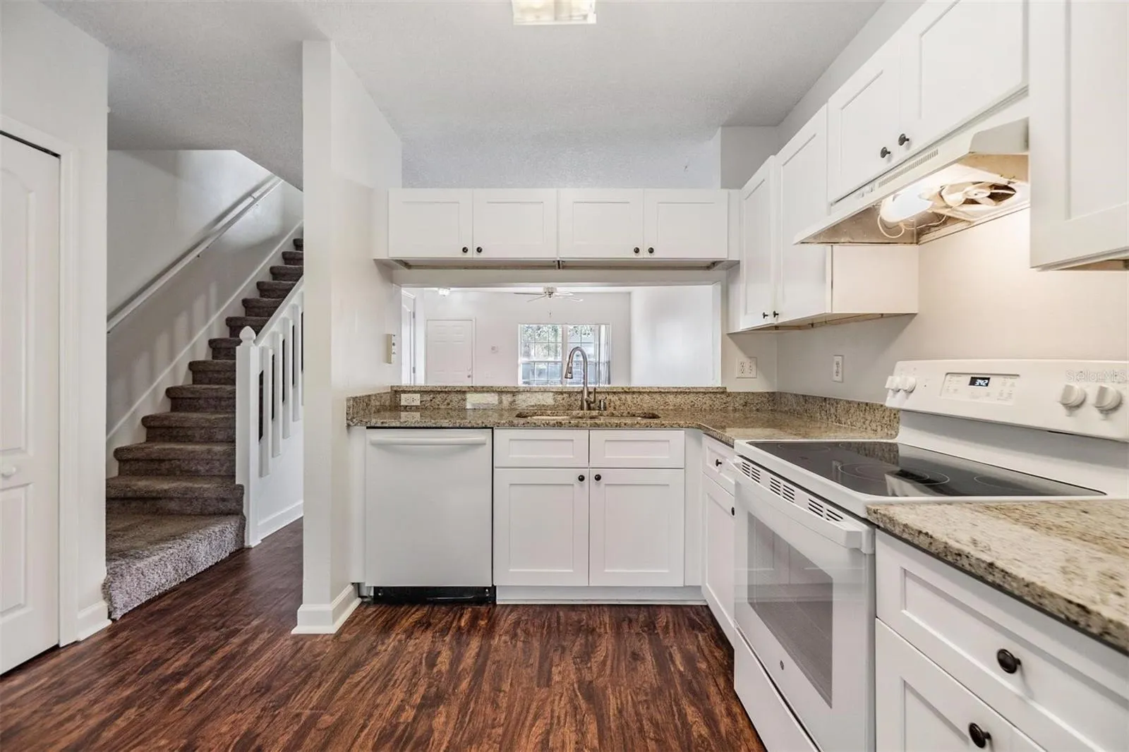 2248 LAKE WOODBERRY CIR