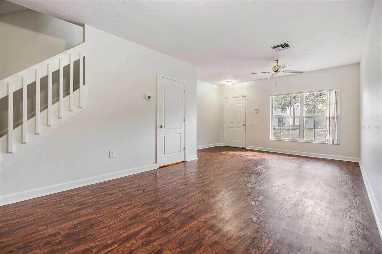 2248 LAKE WOODBERRY CIR