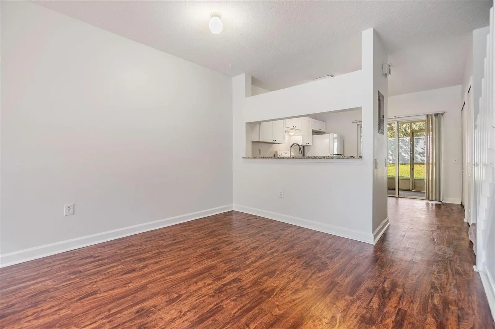 2248 LAKE WOODBERRY CIR
