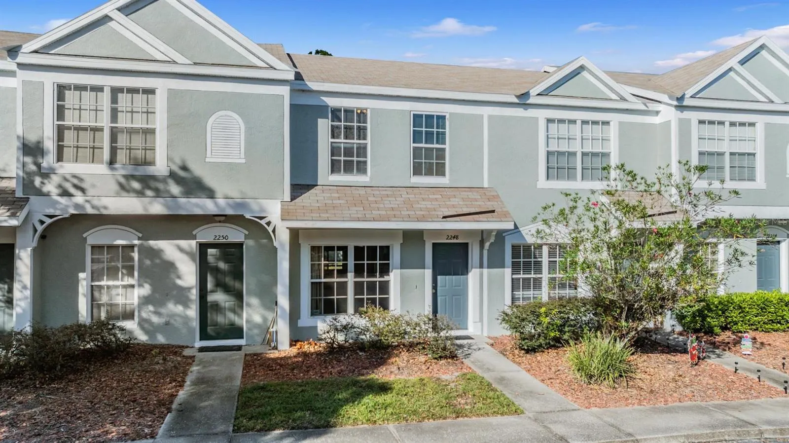 2248 LAKE WOODBERRY CIR