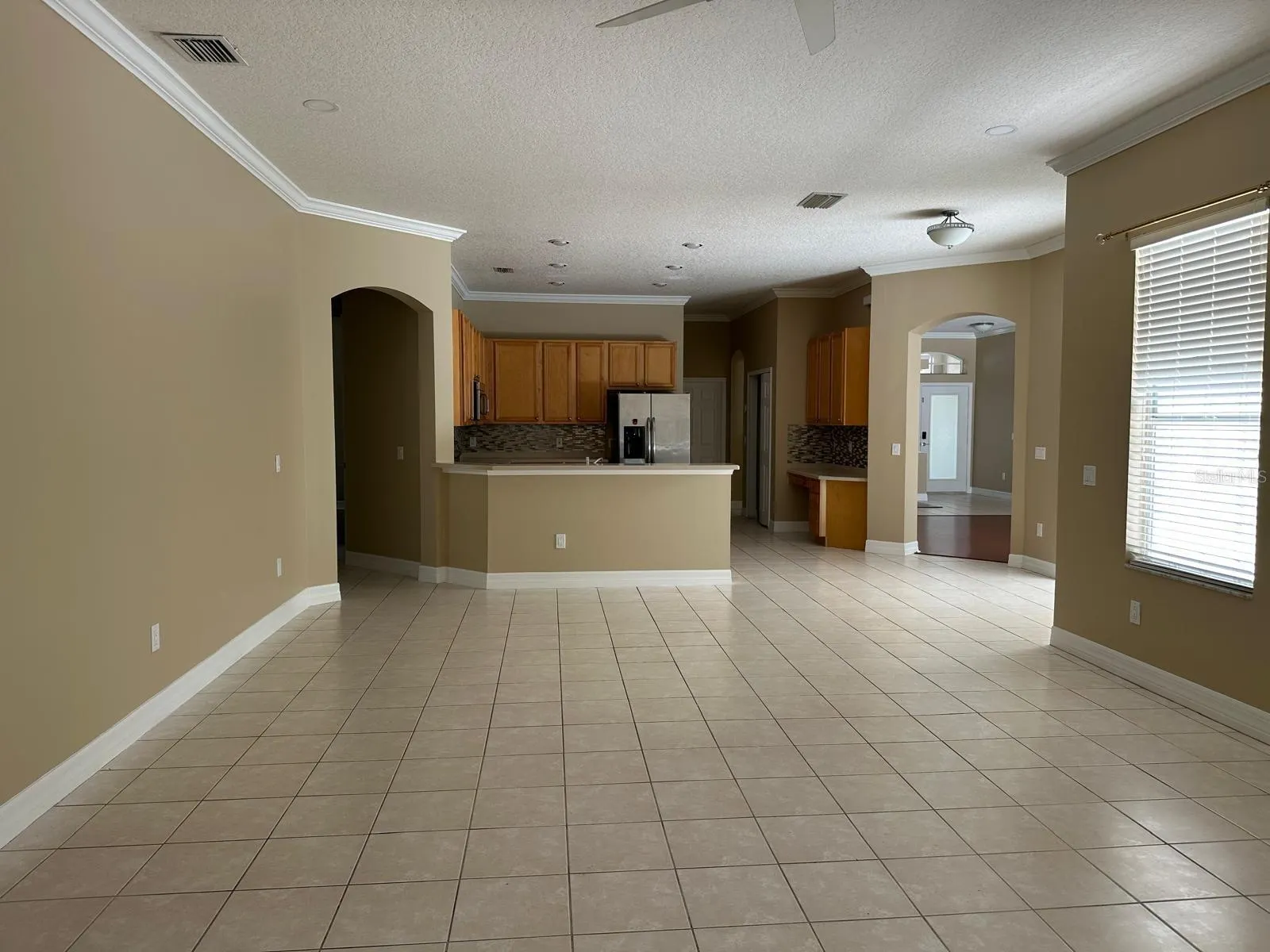 19211 DOVE CREEK DR