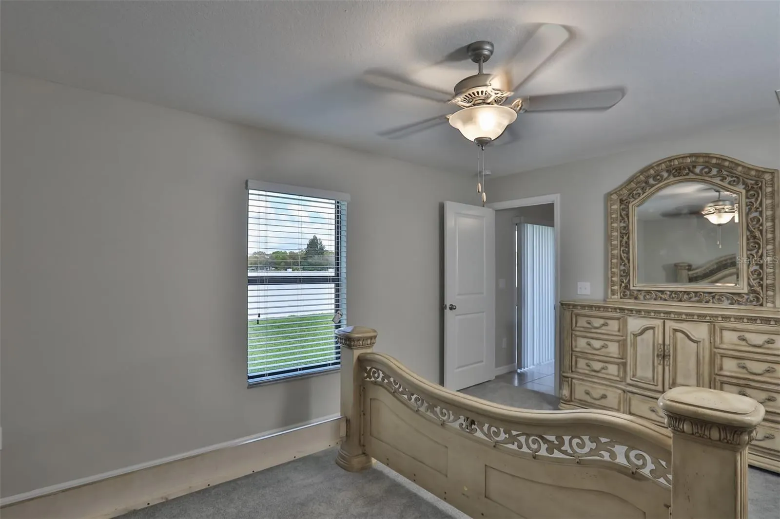 7608 BLUE IRIS LN