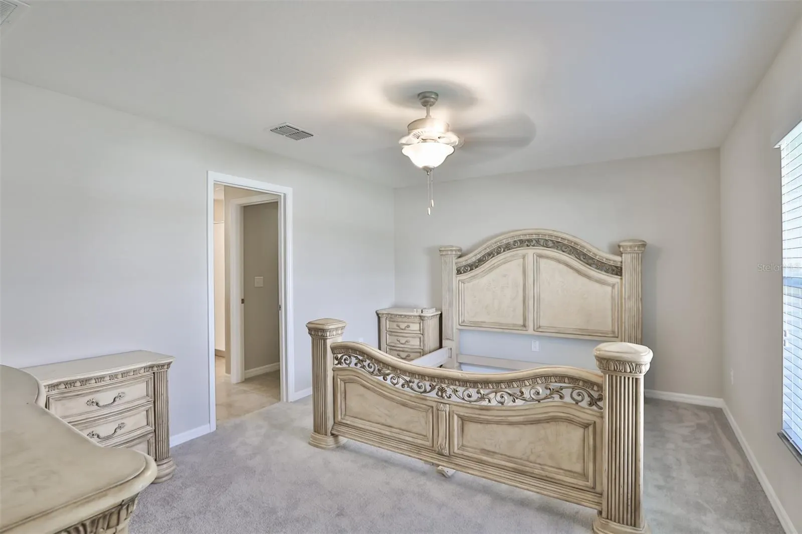 7608 BLUE IRIS LN