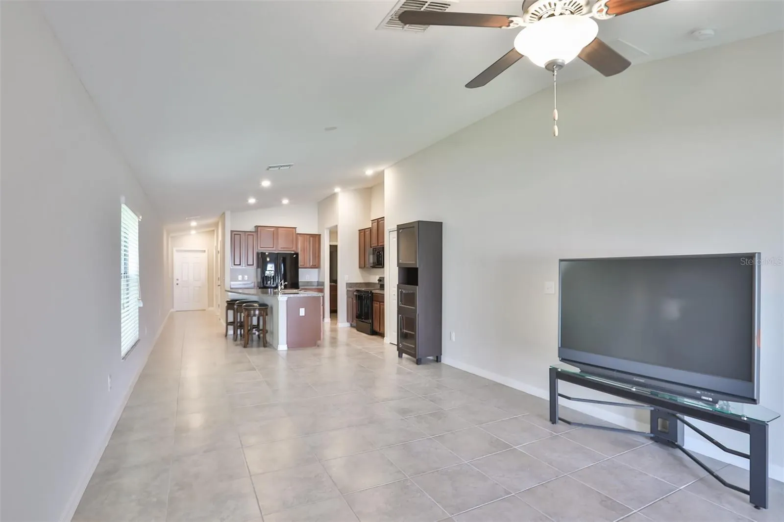 7608 BLUE IRIS LN