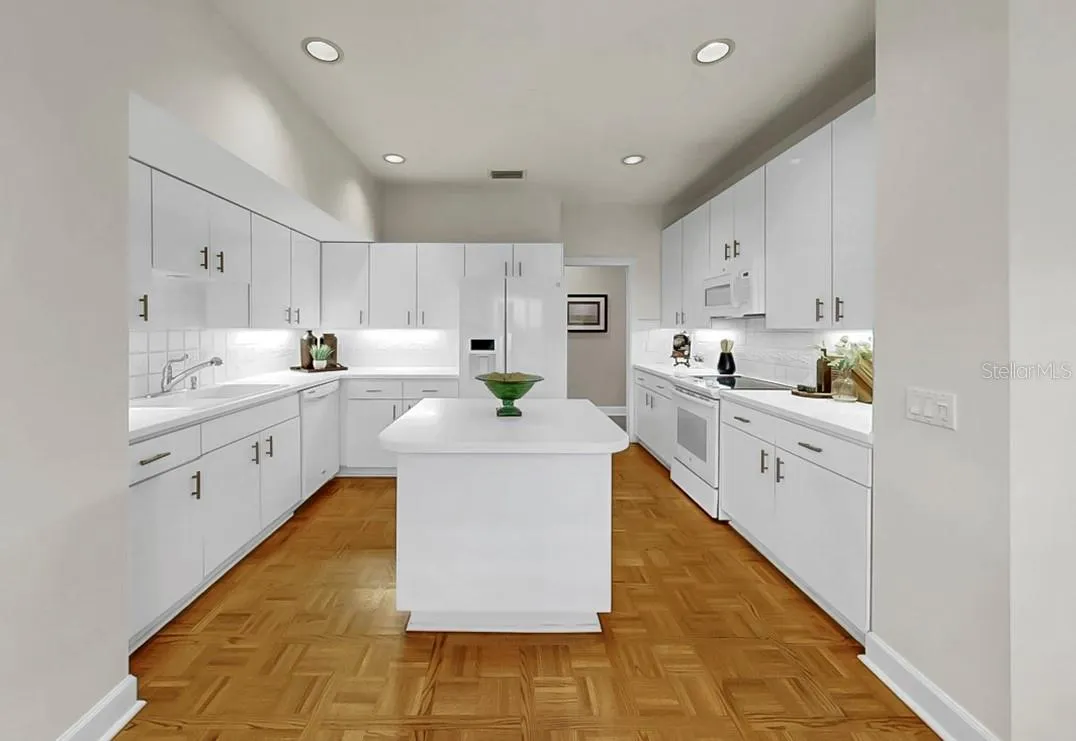 4945 BAYSHORE BLVD #4945, #4945