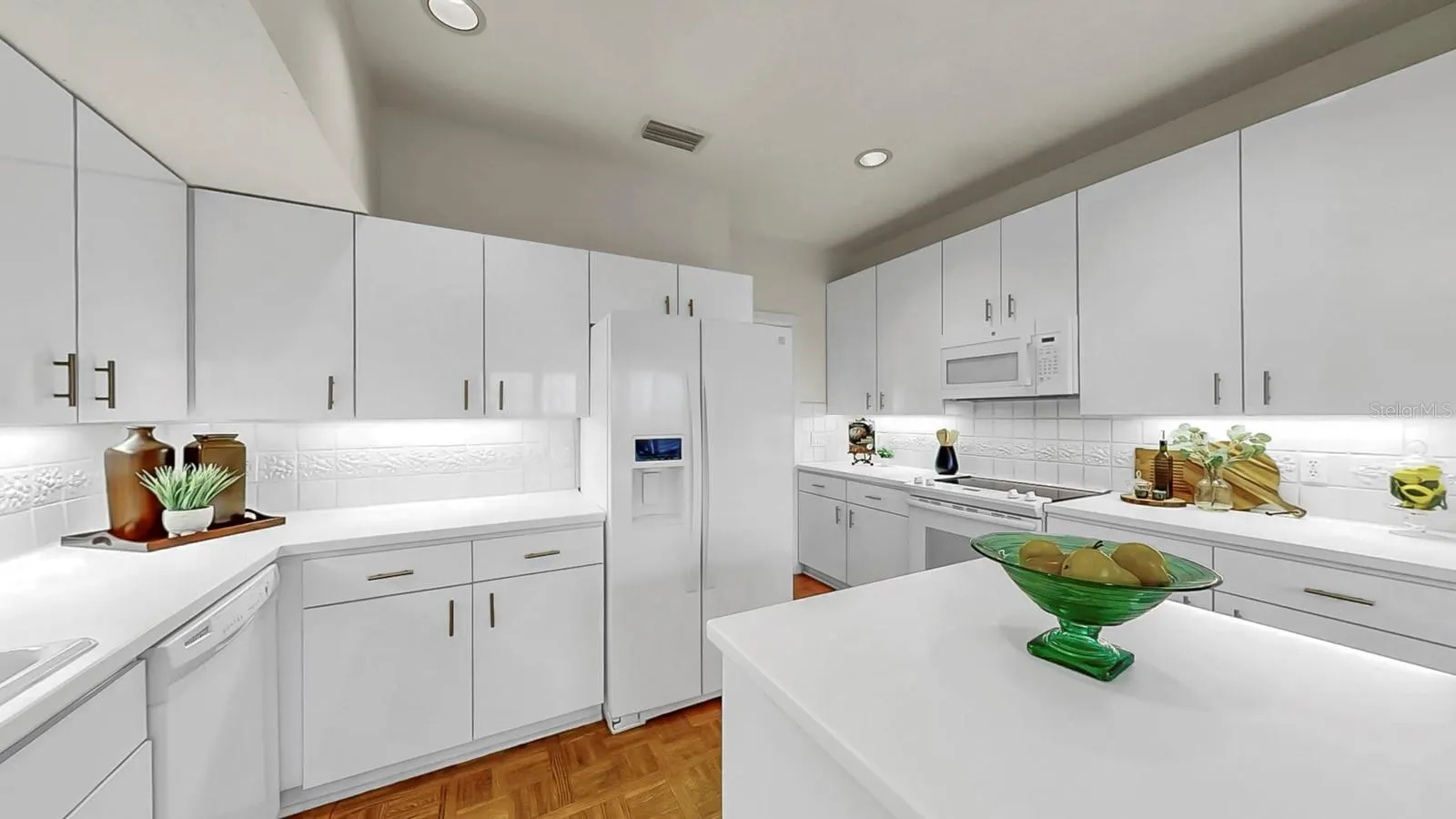 4945 BAYSHORE BLVD #4945, #4945