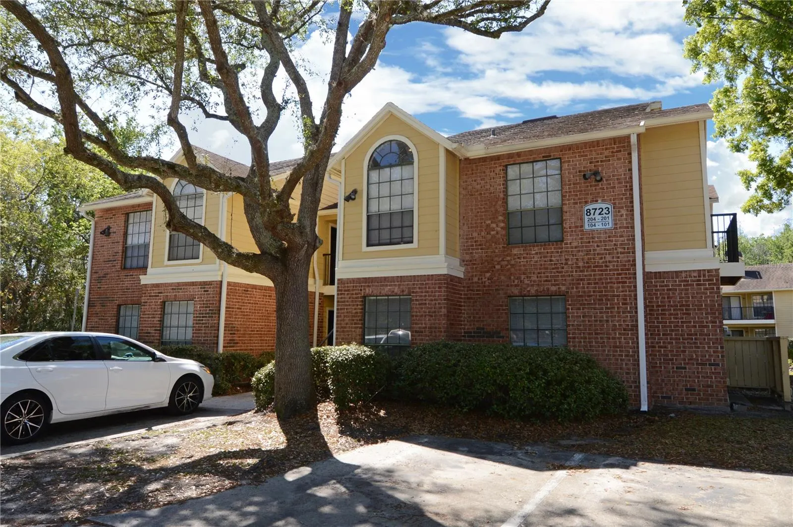 8723 FANCY FINCH DR #102, #102