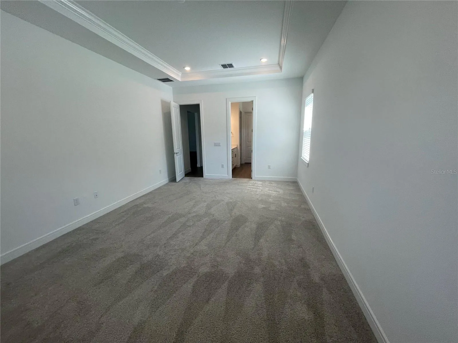13817 SHARP HAWK DR